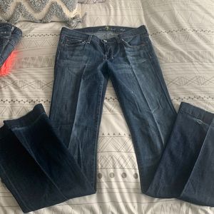 7 for all mankind: Dojo.